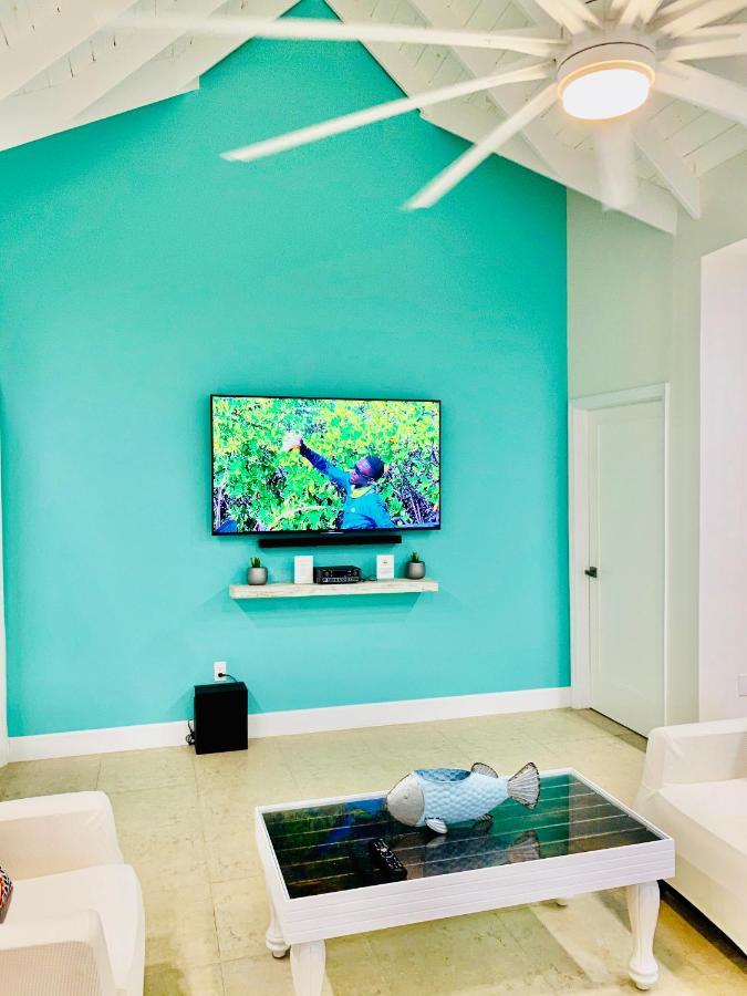 Modern Cottage With Chalk Sound Views Providenciales Zewnętrze zdjęcie